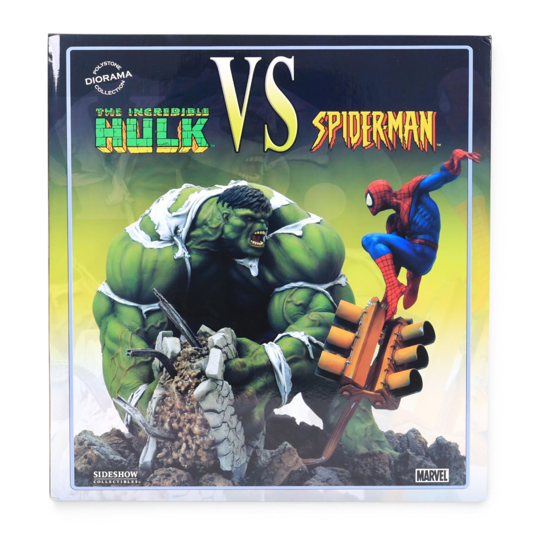Sideshow Collectibles limited edition Hulk vs Spiderman Diorama, boxed