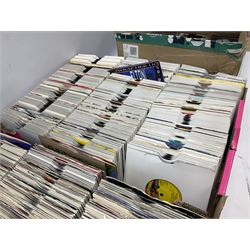 Large quantity (Approx 1500) of 45rpm Vinyl 7