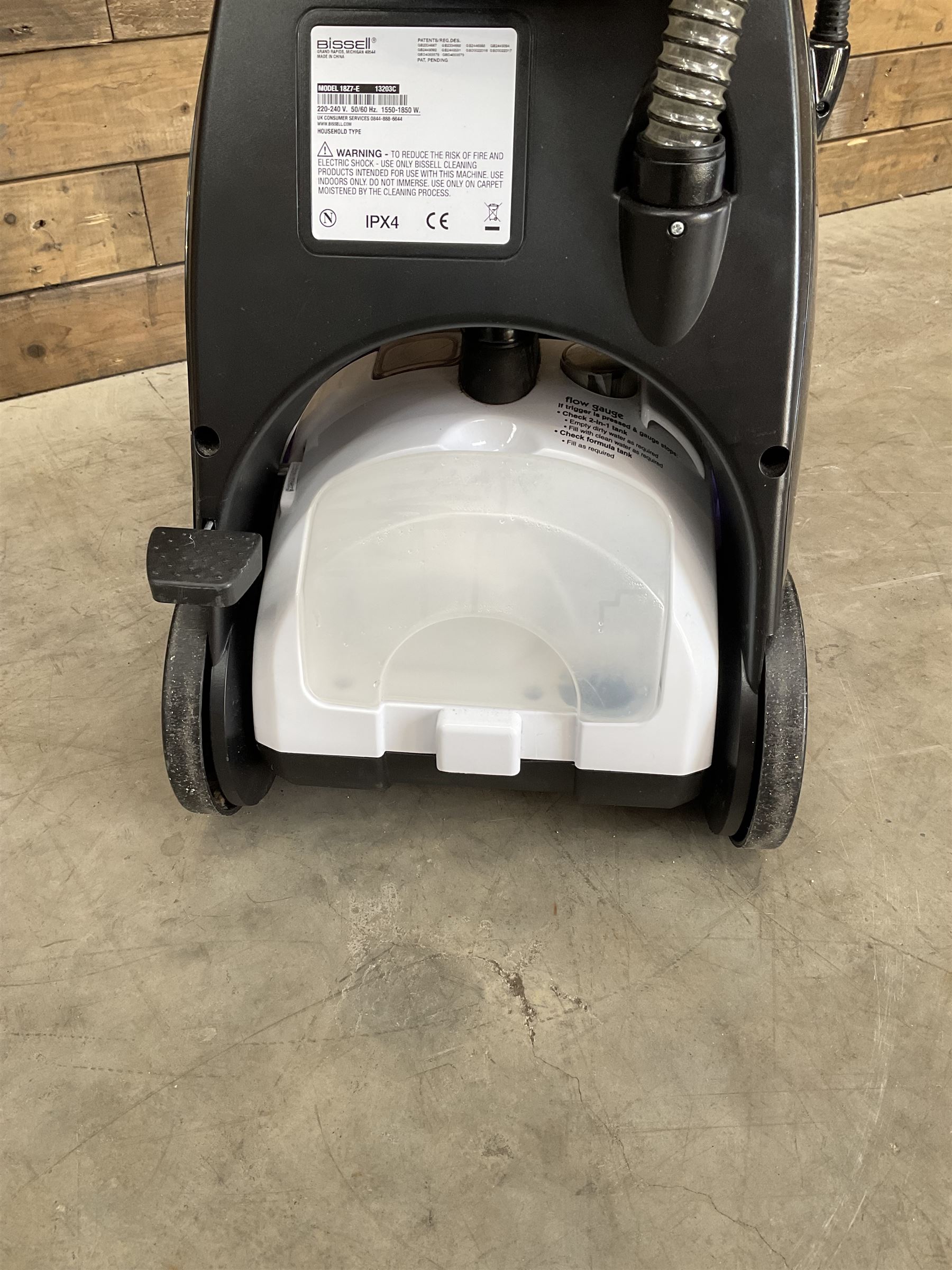 Bissell 18Z7-E CleanView Deep Clean carpet cleaner,