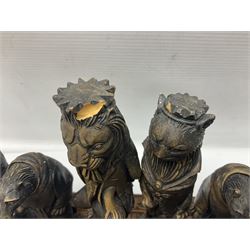 Chess set and resin chess pieces moulded as various animals, the pawns as monkeys, Kings as lions etc, board L46cm, W46cm, king H19cm