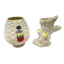Donegal Parian China limited edition vase commemorating the millennium of Dublin in 1988 H16cm, together with a Belleek vase modelled as an open tree stump (2)