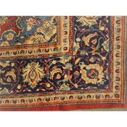  Persian Mahal red ground carpet, floral design, repeating blue ground border, 415cm x 316cm mao1407  