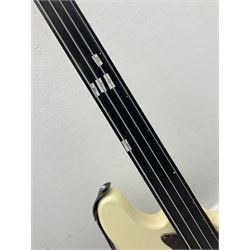 Hohner Professional J Bass F1 four-string fretless electric bass guitar, serial no.C206482 L116cm; in soft carrying case