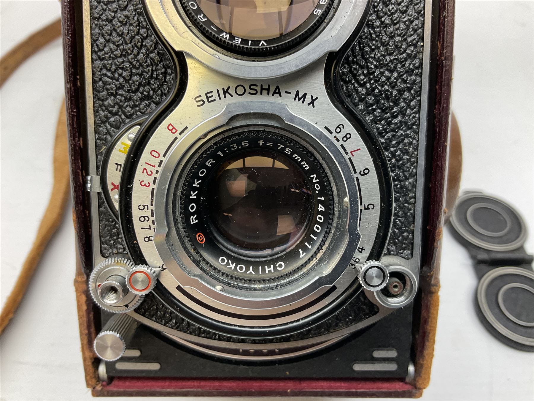 Minolta Autocord camera,serial no. 192659, 'View- Rokkor 1:32 f=75mm no.1986165' lens and 'Chiyoko Rokkor 1:3.5 f=75mm lens no.1400117' in brown leather case
