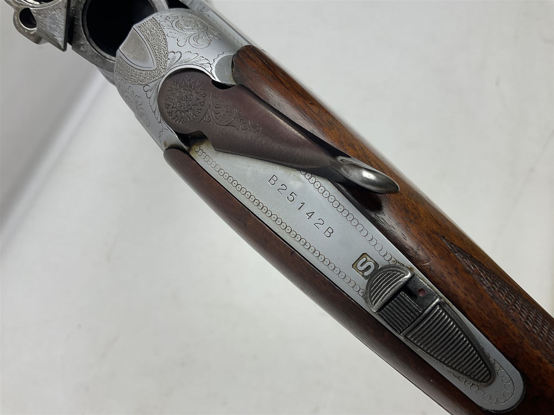 SHOTGUN CERTIFICATE REQUIRED - Italian Beretta S56E 12-bore by 2 3/4