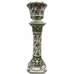 Capodimonte planter on stand with floral decoration, plater H26.5cm D25cm, stand 69cm. 