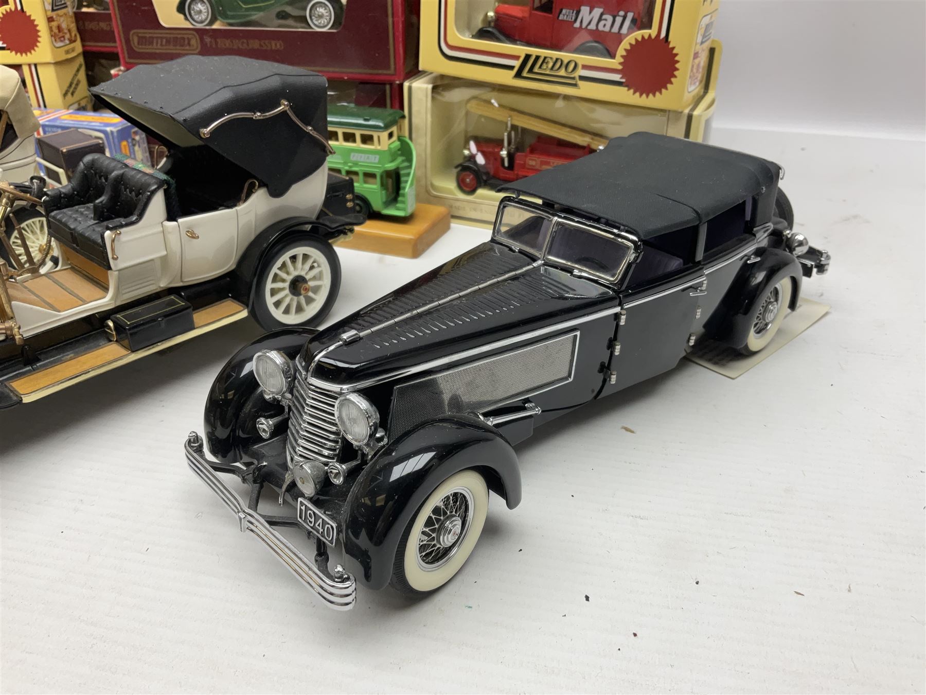 ビュイック Franklin Mint 1/24 1947 Bentley Mark VI Franay Coach. Franklin Mint. 1:24. Used. No