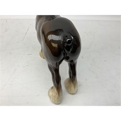 Six Beswick figures of bay horses, including large hunter no.1734, Shire horse no.818, horse with tucked head no.1549, etc (6)