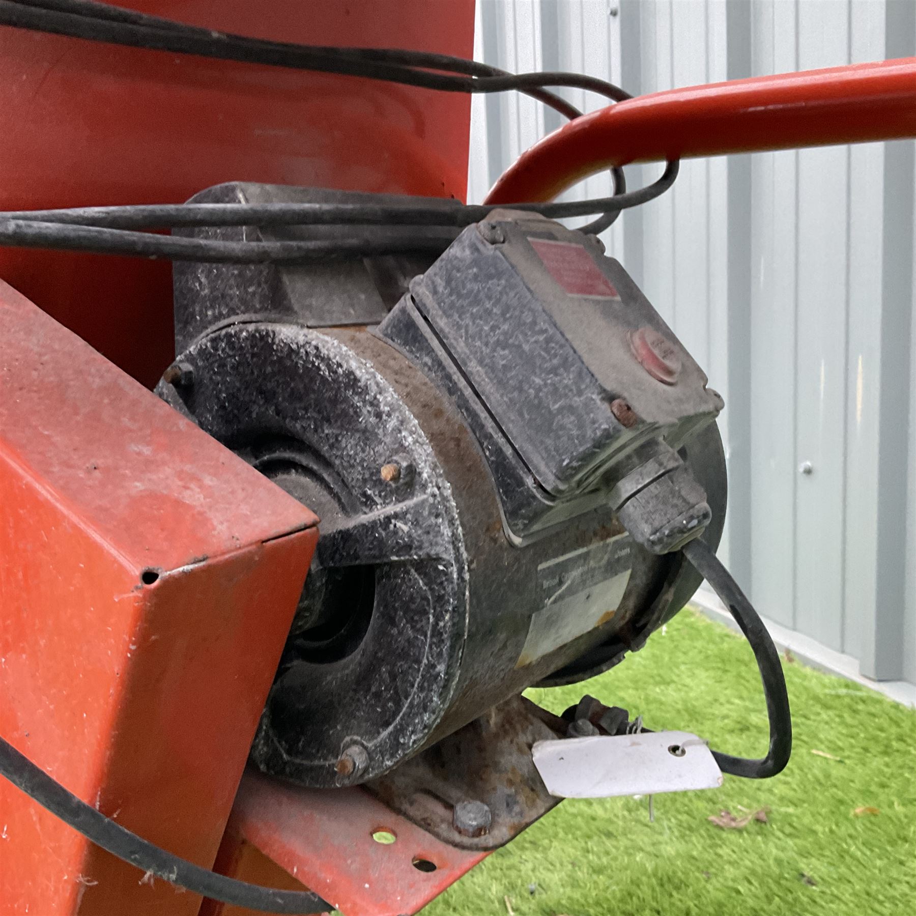 Belle Mini 140 cement mixer  - THIS LOT IS TO BE COLLECTED BY APPOINTMENT FROM DUGGLEBY STORAGE, GREAT HILL, EASTFIELD, SCARBOROUGH, YO11 3TX