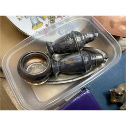 Wedgwood green jasperware trinket box, together with boxed Aynsley 'the Ashes England's  Glorious Victory 2005' plate, commemorative wares, ginger jars and other ceramics, in two boxes 