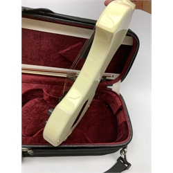 Fender white and black electric violin with 35.5cm back, serial no.KD00060342, 59cm overall, in original Fender fitted hard carrying case with bow