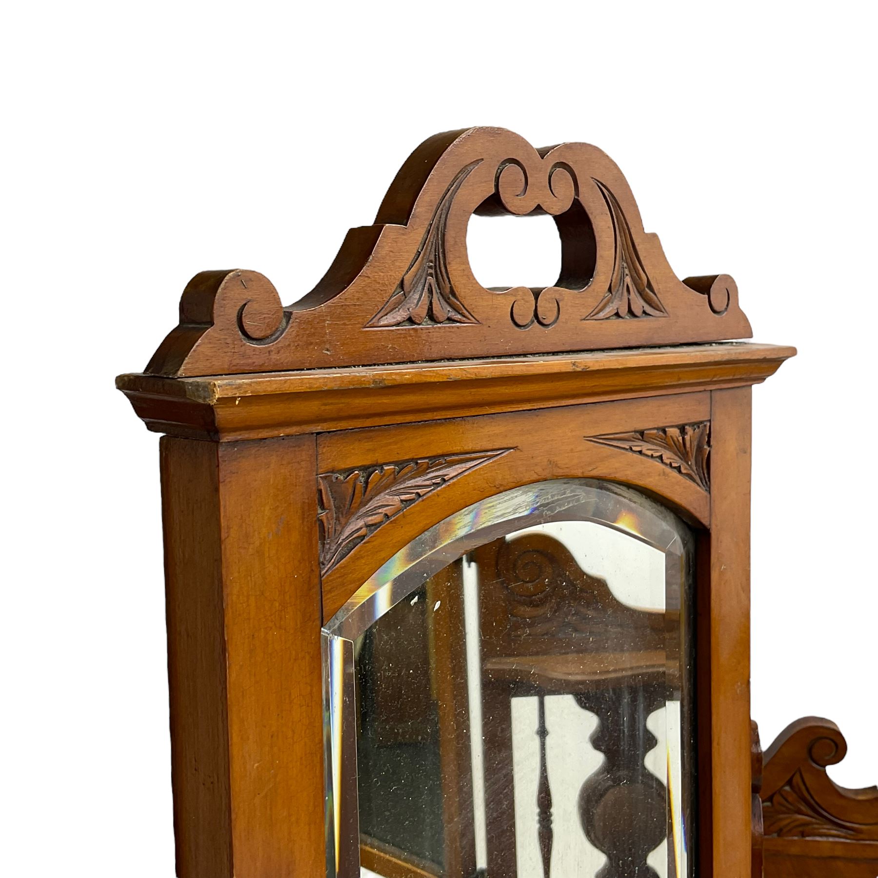 Edwardian satin walnut dressing chest, raised triple swing mirror back with trinket drawers, two short and two long drawers