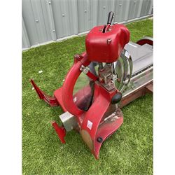 Berkel Model 22 flywheel meat slicer - THIS LOT IS TO BE COLLECTED BY APPOINTMENT FROM DUGGLEBY STORAGE, GREAT HILL, EASTFIELD, SCARBOROUGH, YO11 3TX