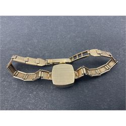 9ct gold Summit 17 Jewels ladies manual wind wristwatch, on 9ct gold articulated strap, stamped 375
