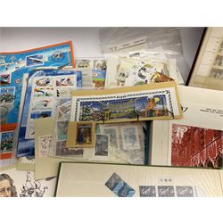 Great British and World stamps including Australia, Austria, Canada, Finland, Germany, Spain etc, various stamps on covers, Great Britain including small number of Queen Victoria penny reds, Queen Elizabeth II pre and post decimal stamps with some usable postage etc, housed in various albums / stockbooks and loose, in one box