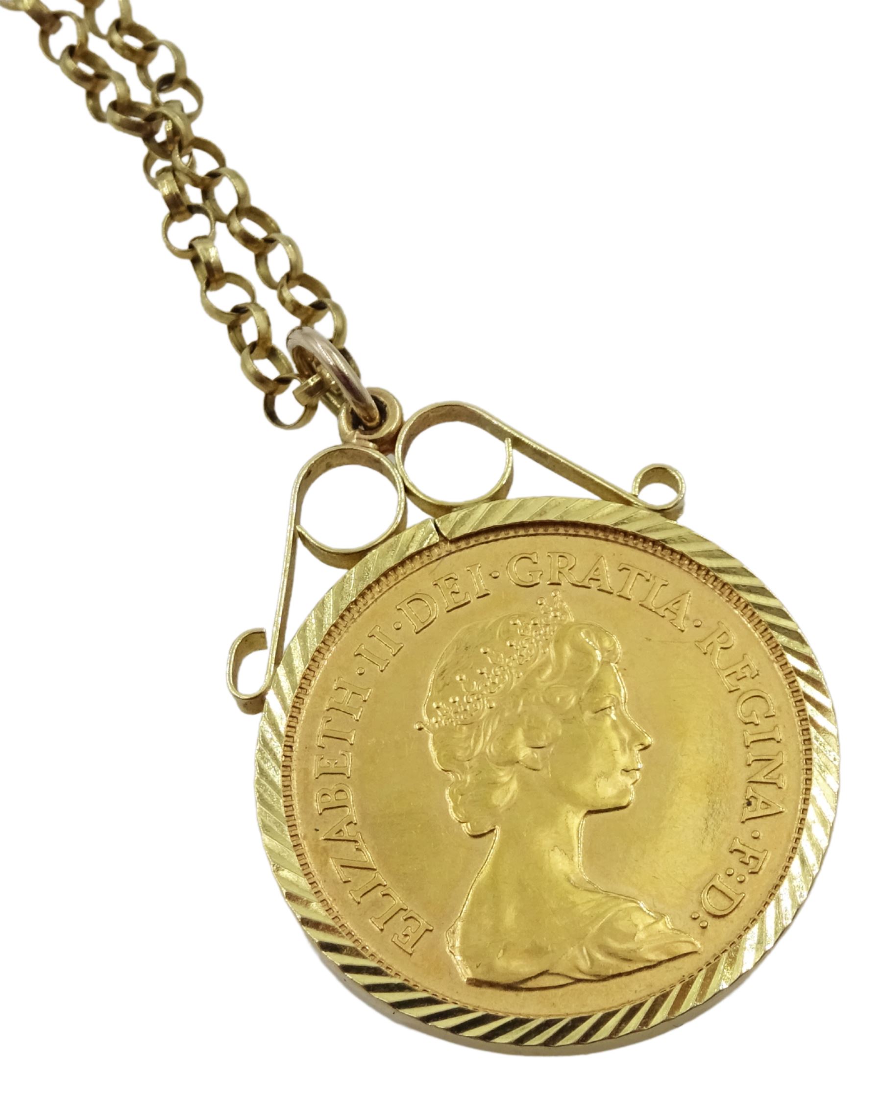 Elizabeth II 1982 gold half sovereign, loose mounted in gold pendant on gold chain, both 9ct stamped or tested