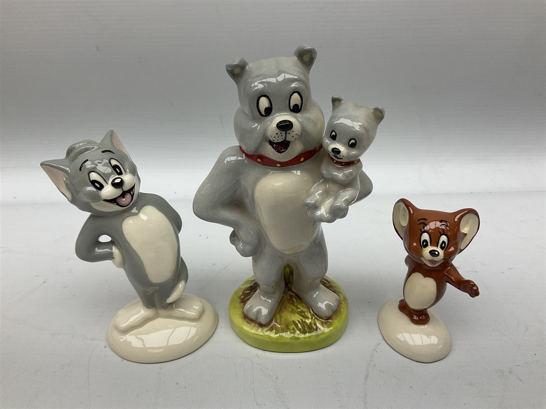 Collection of Beswick figures to include Beatrix Potter Squirrel Nutkin, Jemima Puddleduck, Spike and Tyke, Tom and Jerry, both boxed and with certificates, Chamois 1551 and Babycham 1615a (a/f) Beswick Ware Royal Douton Peter Rabbit and Benjamin Bunny, with certificate
(9)
