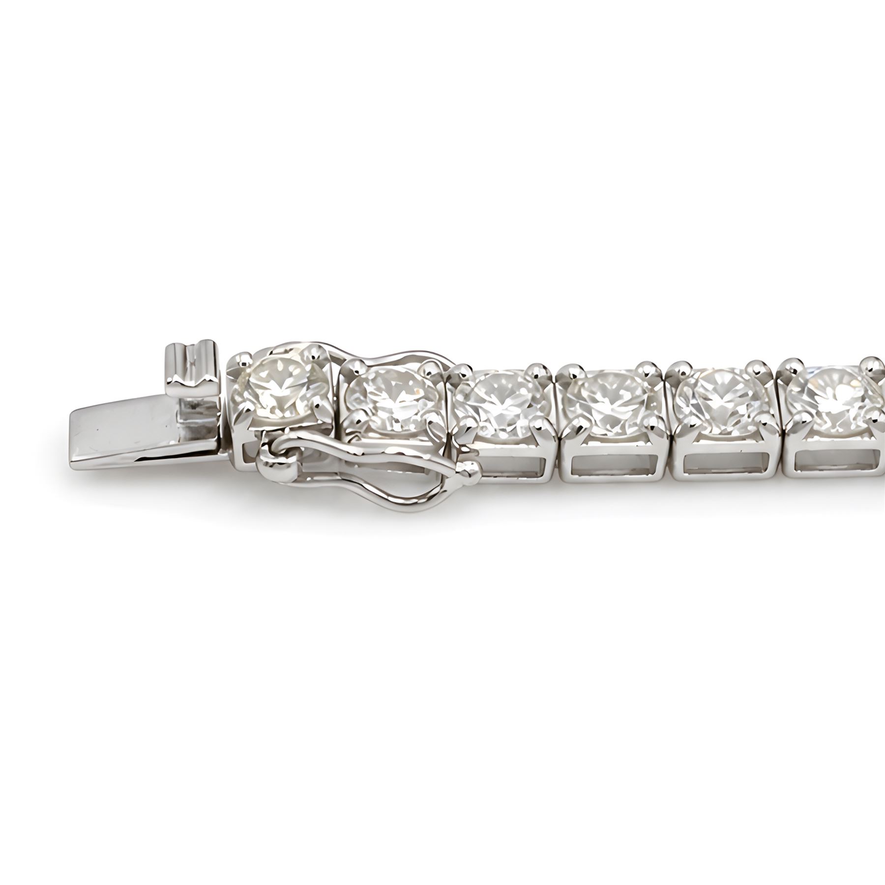 18ct white gold diamond bracelet, set with thirty-eight round brilliant cut diamonds, stamped 750, total diamond weight approx 11.45 carat