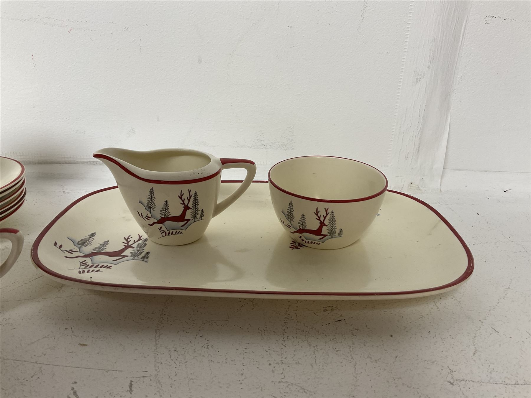 Crown Devon Stockholm pattern tea wares, comprising six cups and saucers, cake plate, milk jug, sugar bowl and cruet set