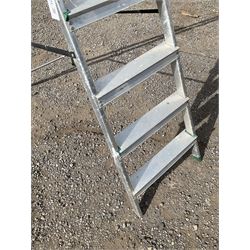 Aluminium work platform and ladders  - THIS LOT IS TO BE COLLECTED BY APPOINTMENT FROM DUGGLEBY STORAGE, GREAT HILL, EASTFIELD, SCARBOROUGH, YO11 3TX