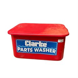  Clarke parts washer  - THIS LOT IS TO BE COLLECTED BY APPOINTMENT FROM DUGGLEBY STORAGE, GREAT HILL, EASTFIELD, SCARBOROUGH, YO11 3TX