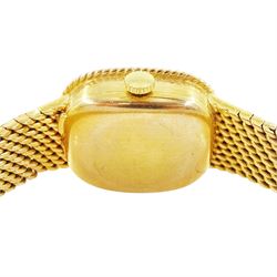 Longines ladies 9ct gold manual wind wristwatch, champagne gilt dial with Roman numeral hour markers, on integral 9ct gold bracelet, London import mark 1979