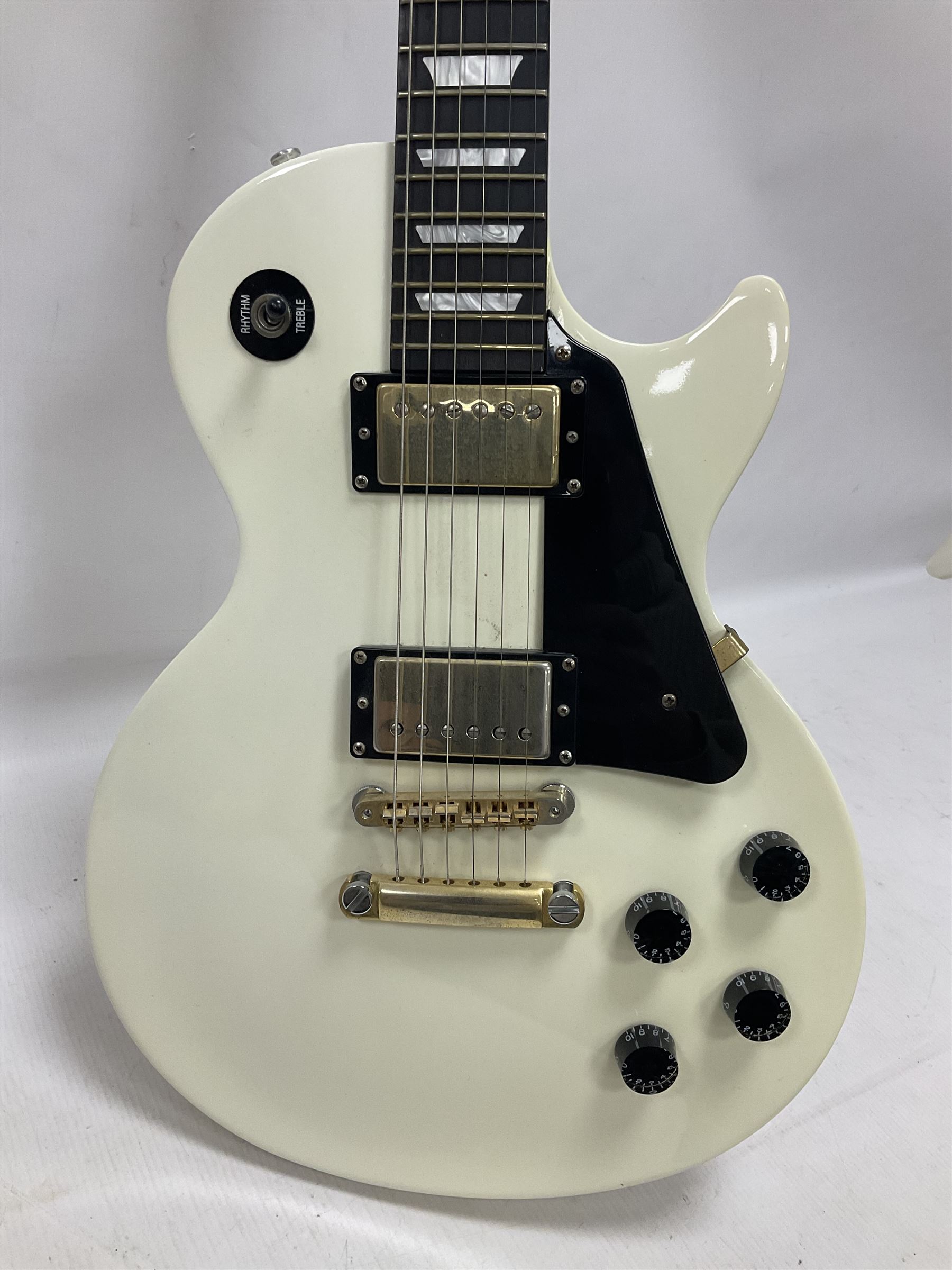 2010 Gibson Les Paul studio guitar, serial no101500537 in white finish with gold and pale green hardware, in Auden soft carry case, guitar L100cm