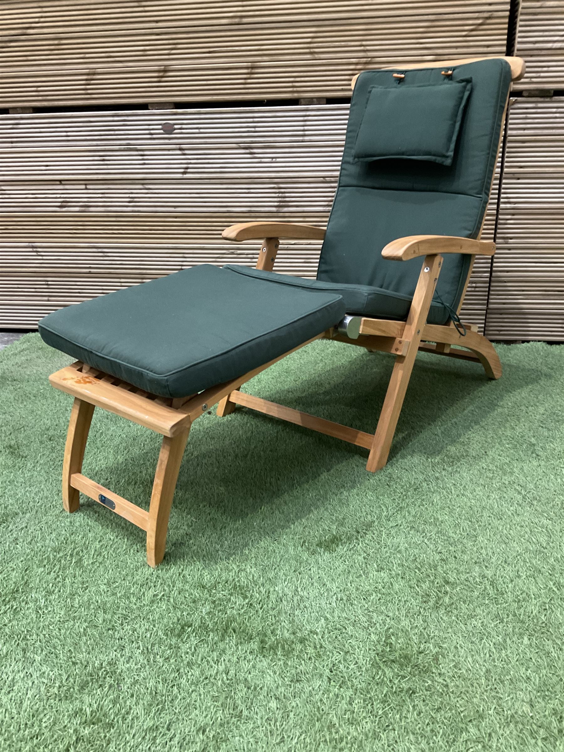 Neptune - hardwood garden steamer chair, with cushion - THIS LOT IS TO BE COLLECTED BY APPOINTMENT FROM DUGGLEBY STORAGE, GREAT HILL, EASTFIELD, SCARBOROUGH, YO11 3TX