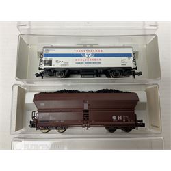 Fleischmann 'N' gauge - thirteen goods wagons Nos.8202K, 8207, 8230, 8234, 8282, 8320, 8327K, 8330, 8343K, 8517K, 868523K, 852402K & 852403K; all boxed (13)