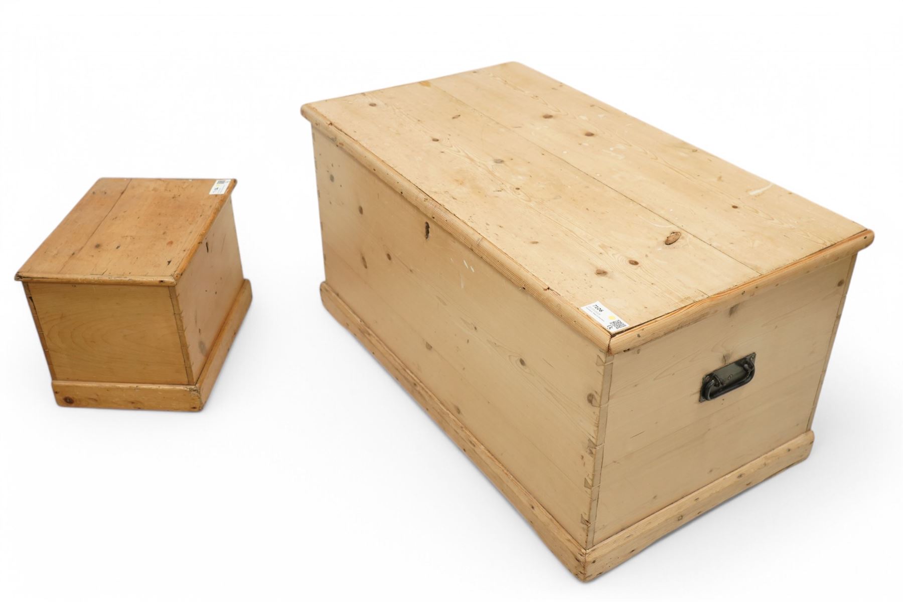Victorian stripped pine blanket chest (W92cm, H45cm, D52cm,); together with a smaller box (W40cm, H30cm, D29cm) (2)
