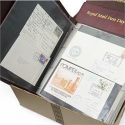 Queen Elizabeth II mint decimal stamps, mostly in presentation packs, face value of usable postage approximately 280 GBP, housed in three ring binder folders