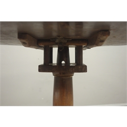  George III mahogany tripod table, bird cage action tilt top, gun barrel pedestal, splayed supports, D71cm, H68cm  