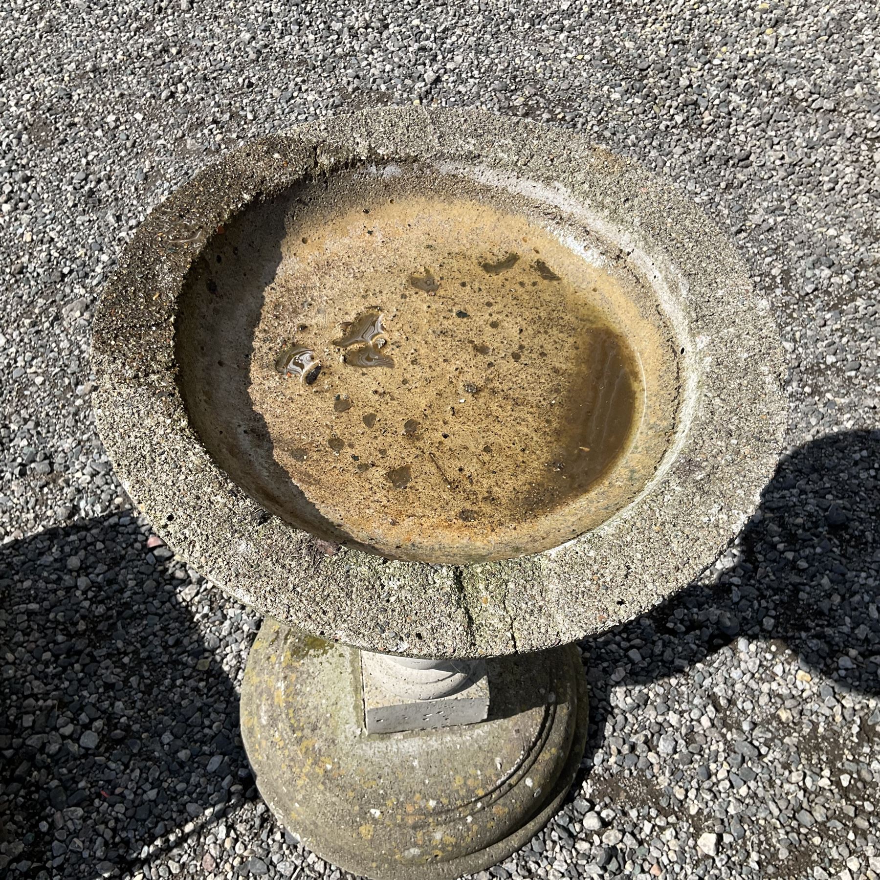 Cast stone bird bath and planters  - THIS LOT IS TO BE COLLECTED BY APPOINTMENT FROM DUGGLEBY STORAGE, GREAT HILL, EASTFIELD, SCARBOROUGH, YO11 3TX