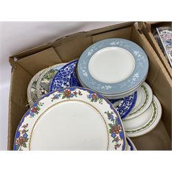 Wedgwood jasperware trinket box, commemorative ware, blue and white ceramics and a collection of other ceramics and collectables in five boxes