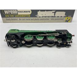 Wrenn '00' gauge - Rebuilt Bulleid Pacific 4-6-2 locomotive 'Lyme Regis' No.21C109 in SR Malachite Green; boxed with instructions