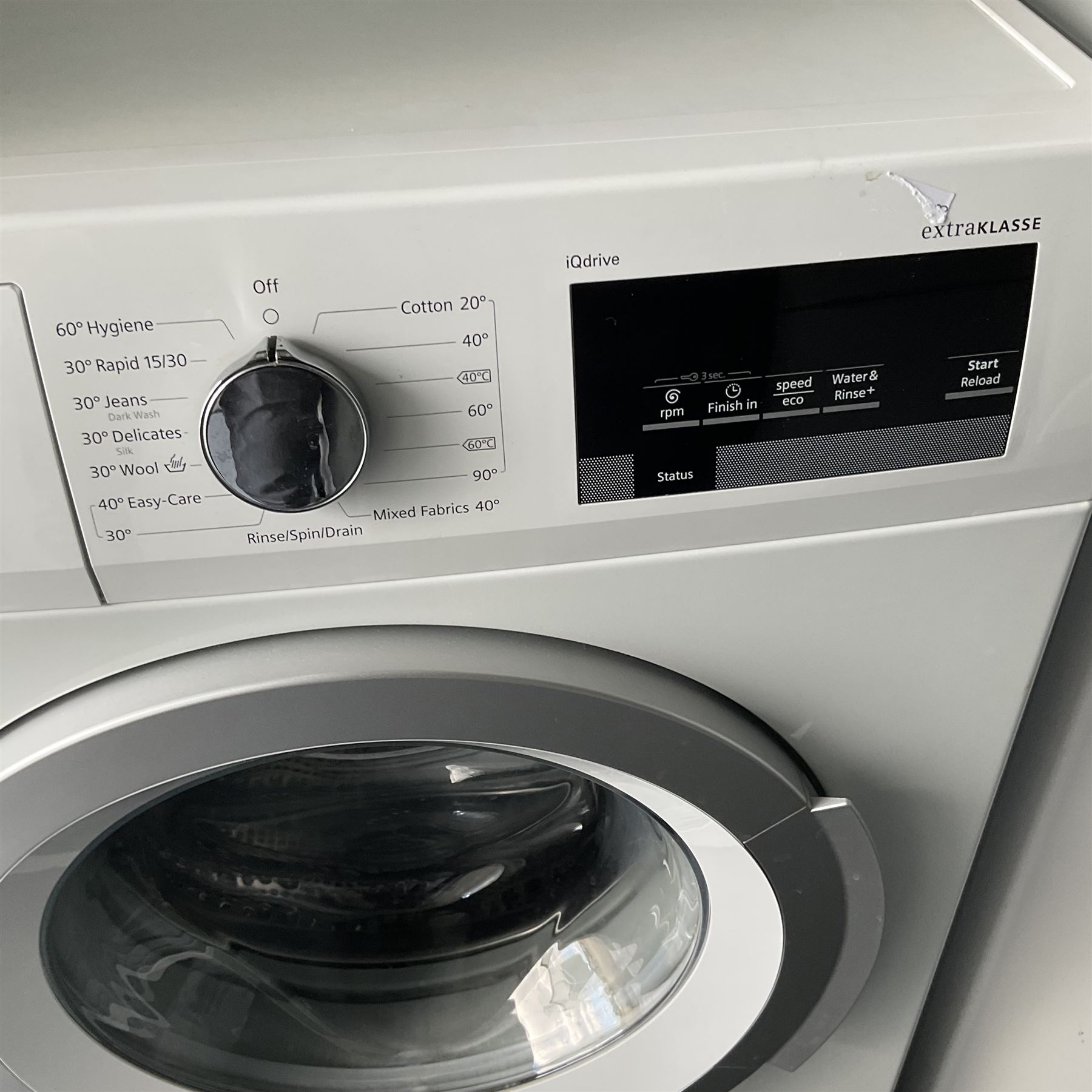 Siemens extraKlasse washing machine - THIS LOT IS TO BE COLLECTED BY APPOINTMENT FROM DUGGLEBY STORAGE, GREAT HILL, EASTFIELD, SCARBOROUGH, YO11 3TX