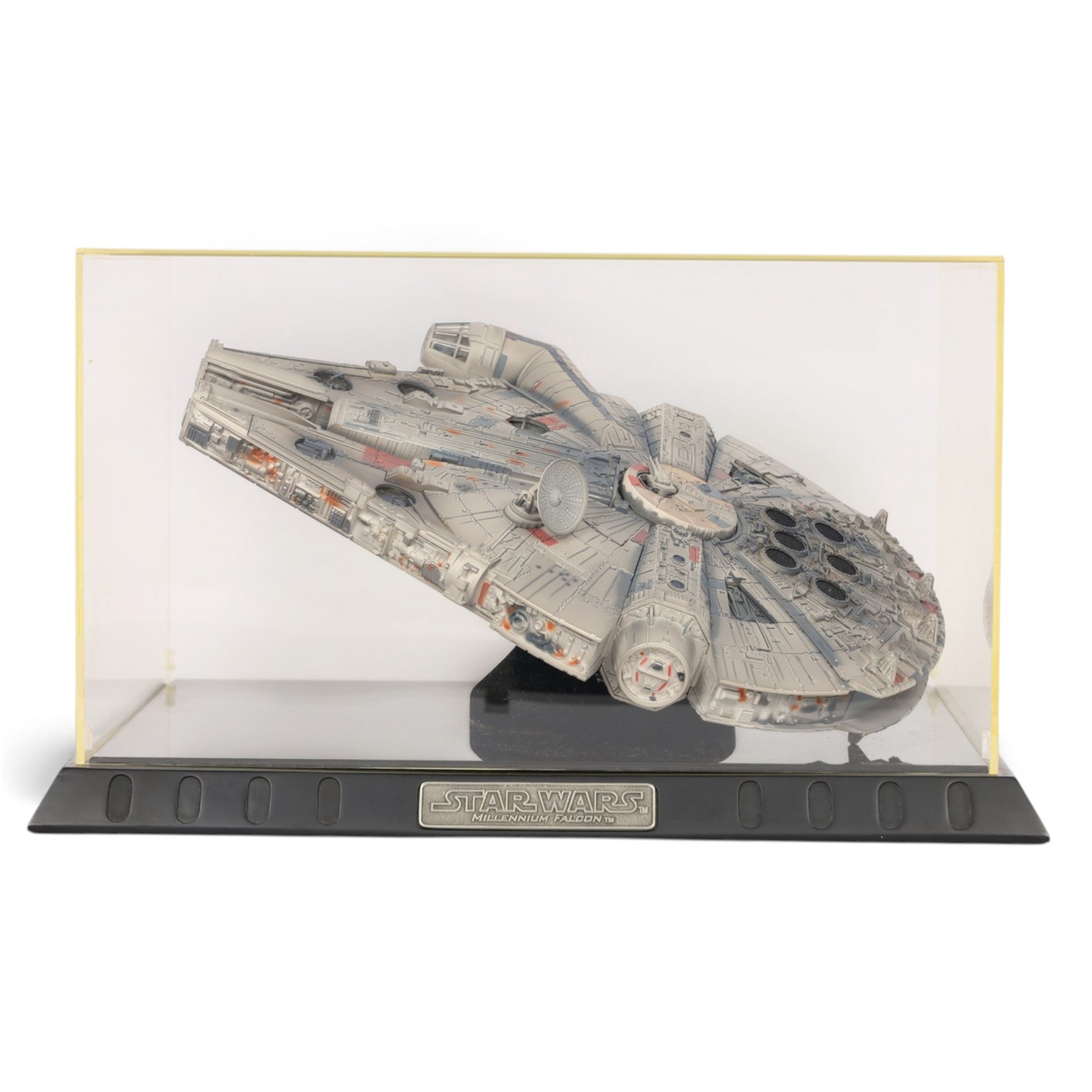 Code 3 Collectibles Star Wars Millennium Falcon  1:80 scale diecast replica, on display plinth with acrylic case, boxed, case H23cm, W40cm