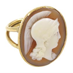 Victorian gold cameo ring, depicting a Roman centurion