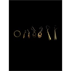 9ct gold jewellery including three pairs of pendant earrings, pendant necklace and a ring