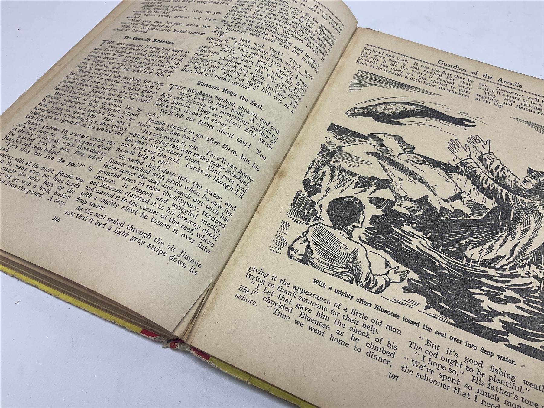 The Magic Beano Book Published 1950 by D.C. Thomson, 127 pages, pictorial card covers depicting Biffo painting the Beano bunch