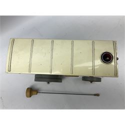 Mamod TE1A Steam Traction Engine with steering rod; unboxed.