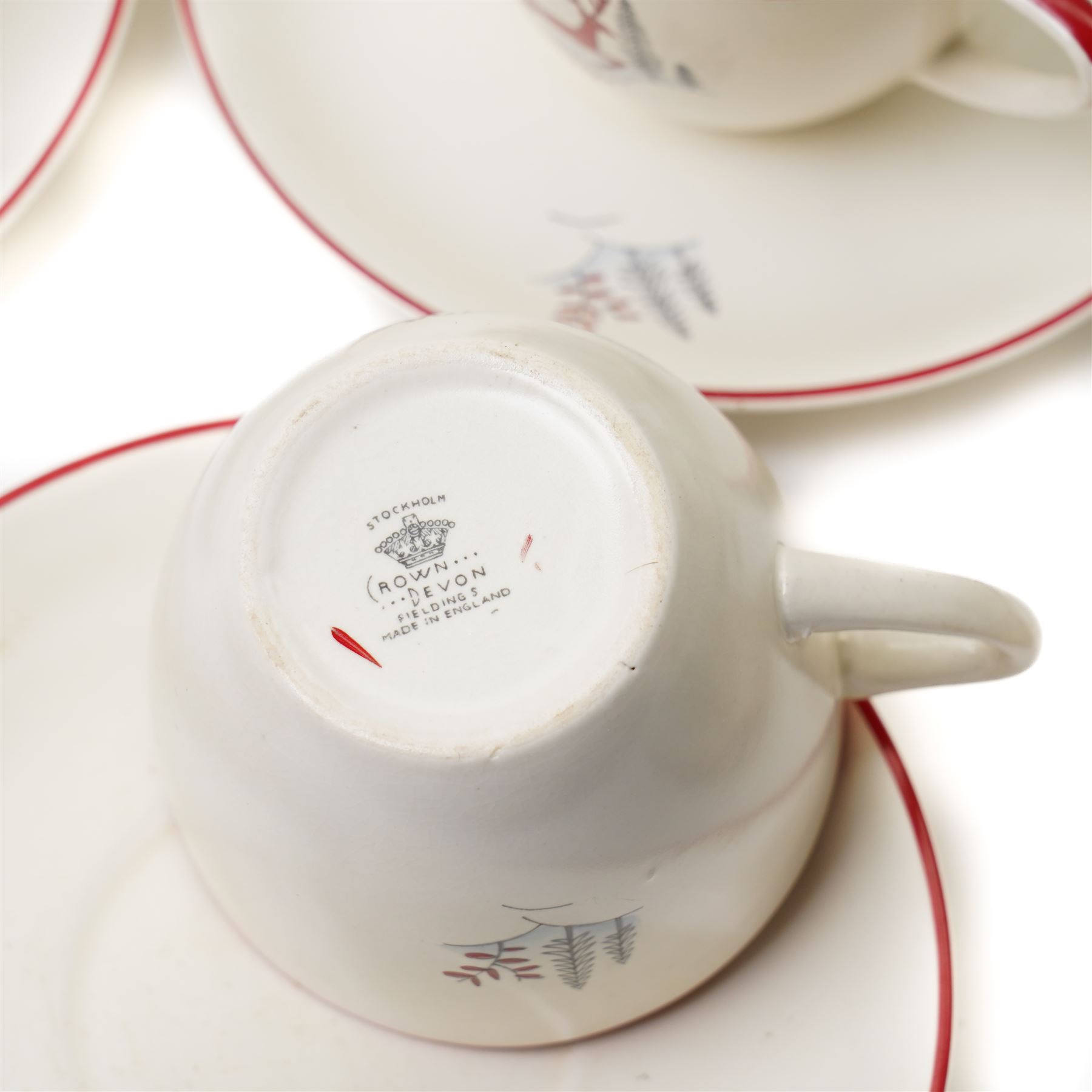 Various Crown Devon Fieldings Stockholm Deer pattern 1950s tea and dinner wares, popularised by Nigella Lawson, comprising a 40 plates of graduating sizes, 18 saucers, 15 bowls, two teapots, large serving bowl, egg cups, milk jugs, sucrier, 10 teacups and two larger mugs, etc