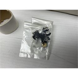 Wrenn '00' gauge - three 4MT Standard 2-6-4 tank locomotives - No.2679 LMS Lined Maroon; boxed with instructions; No.8230 in GWR Green; and No.80033 in BR Lined Black; both in associated Wrenn boxes (3)