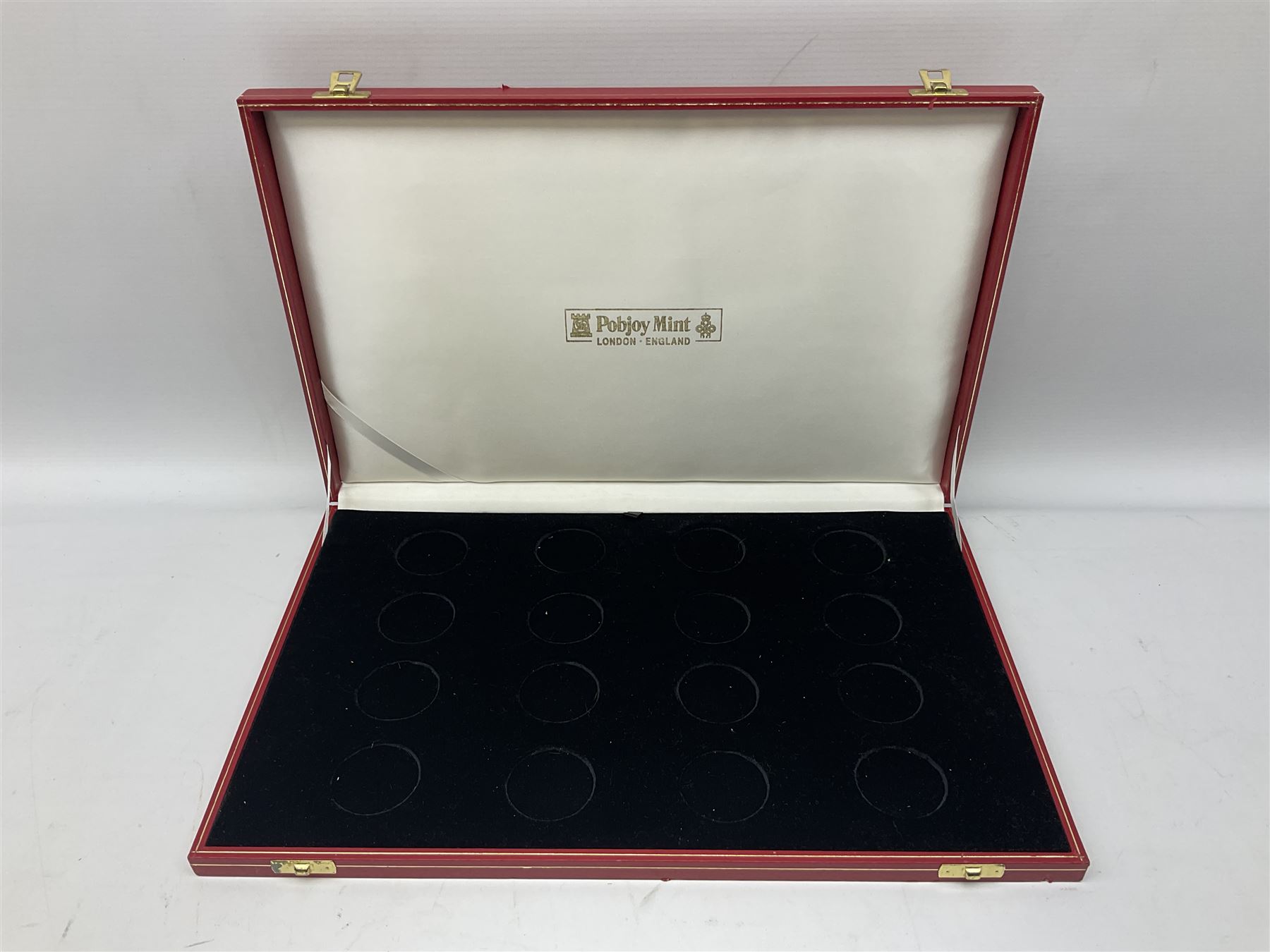 Charles I 1625 hammered silver sixpence, Queen Victoria 1894 crown coin and a cased hallmarked silver medal for the Hull photographic society, engraved '1940' 'Leonard Vokes', all housed in a red Pobjoy Mint coin box