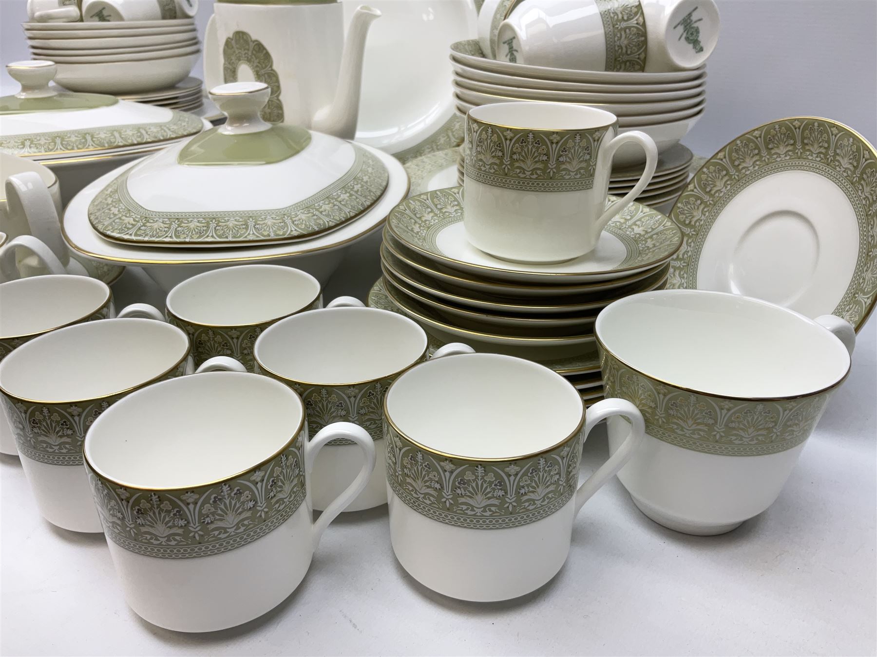 Royal Doulton Sonnet pattern part tea and dinner service, including  twelve dinner plates, twelve bowls, twelve side dishes, two covered tureens, one meat platter, coffee pot, twelve coffee cans and saucers etc (approx 90)