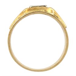 18ct gold single stone cubic zirconia ring
