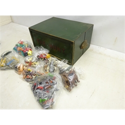  Britains Deetail Saracen Knights, Britains plastic Soldiers, diecast farm animals & people, plastic farm and zoo animals and accessories (qty) contained a vintage two handled box, the sliding front painted 'The Hunt' L35cm   