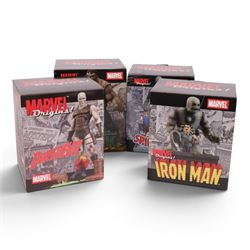 Four Diamond Select Toys limited edition Marvel Origins figures, comprising The Incredible...