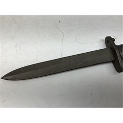 WW1 American Model 1917 Enfield bayonet by Remington with 43cm fullered steel blade; in leather scabbard with frog L59cm overall; and American M5A1 knife bayonet marked MILPAR COL to the cross-piece (no scabbard) (2)