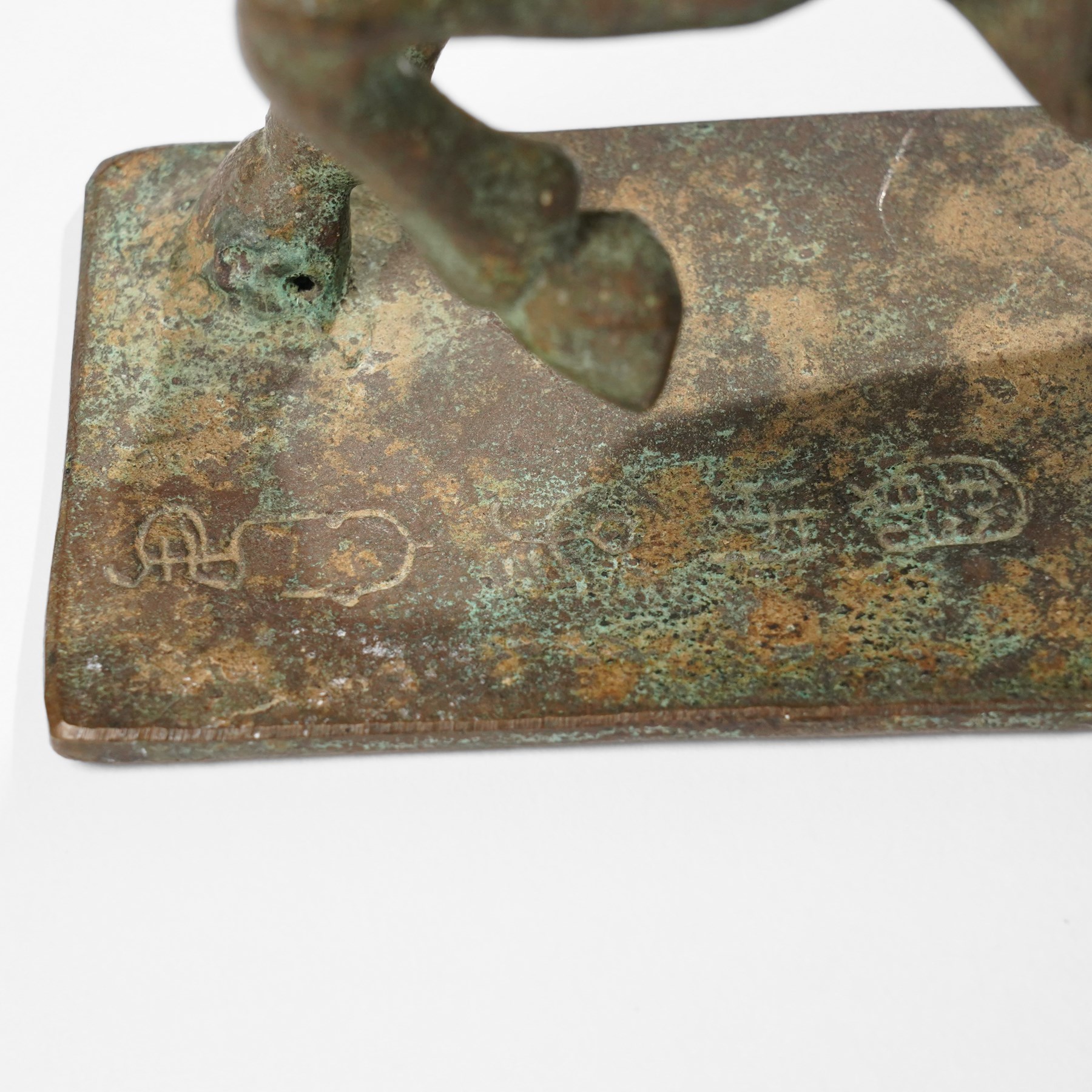 Chinese archaistic bronze wine vessel, Shang dynasty style but 20th century, W25cm; together with a Tang dynasty style model of a rearing horse, H17.5cm (2)